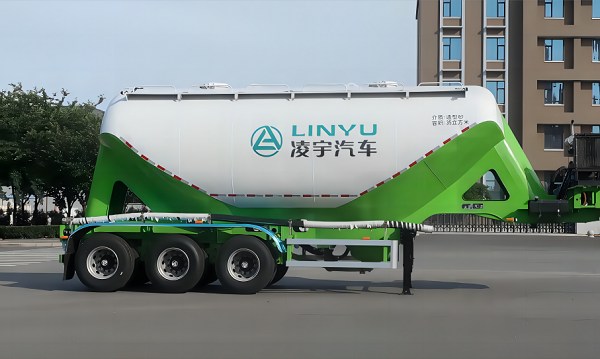 35方超輕立式粉罐半掛車的優(yōu)勢和特點(diǎn)是什么？